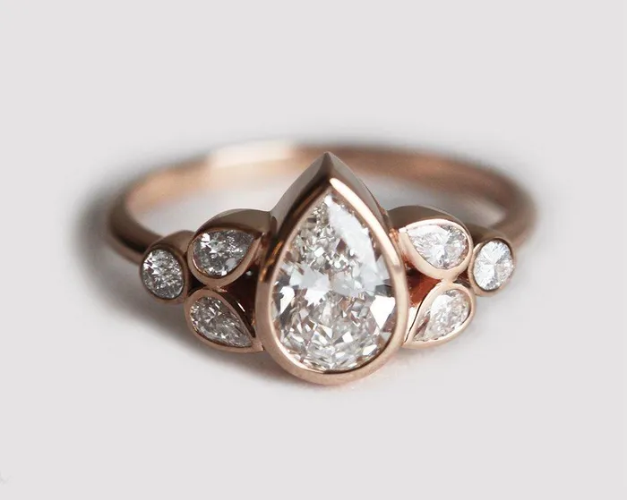 One Carat Engagement Diamond Ring Pear Diamond Ring capucinne Rings
